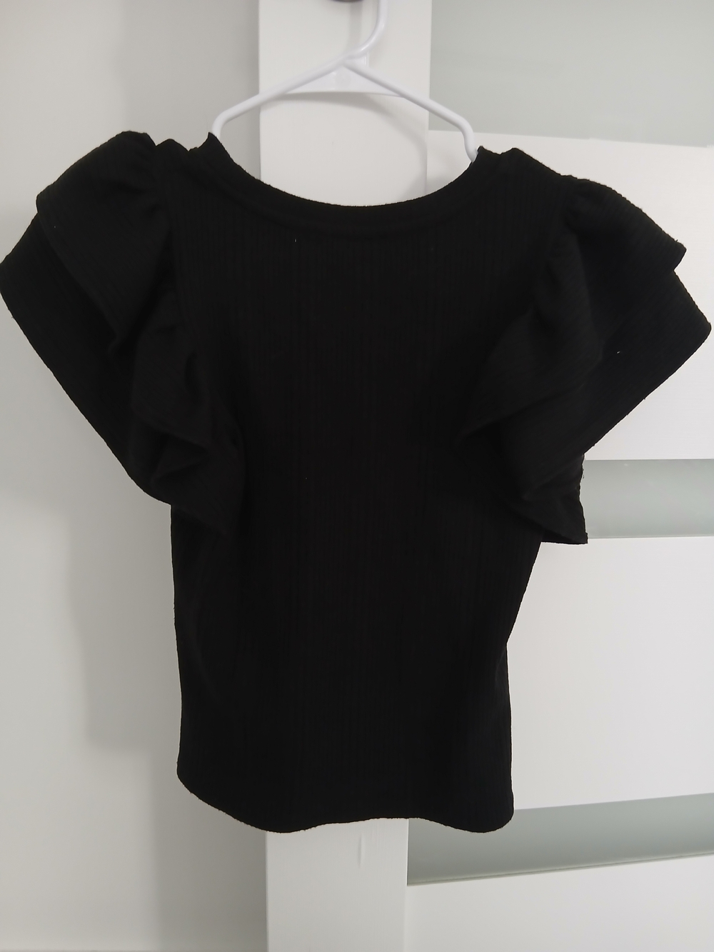 Zara Ribbed Black Ruffle Sleeve Top - Picture 3 of 4